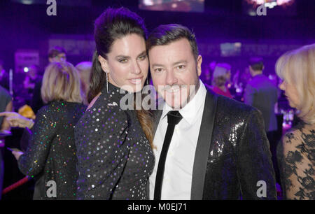 Kitzbuehel, Autriche. 20 Jan, 2018. Businessman Rene Benko et son épouse Natalie photographié à l'Kitz Race Club Party 2018 à Kitzbuehel, Autriche, 20 janvier 2018. Crédit : Felix Hörhager/dpa/Alamy Live News Banque D'Images