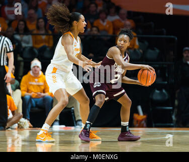 21 janvier 2018 : Jaime Nared # 31 de l'Ohio Lady bénévoles défend contre Morgan William # 2 de la Mississippi State Bulldogs Dame pendant le match de basket-ball de NCAA entre l'Université du Tennessee Lady bénévoles et la Mississippi State Bulldogs à Thompson Boling Arena de Knoxville TN Tim Gangloff/CSM Banque D'Images