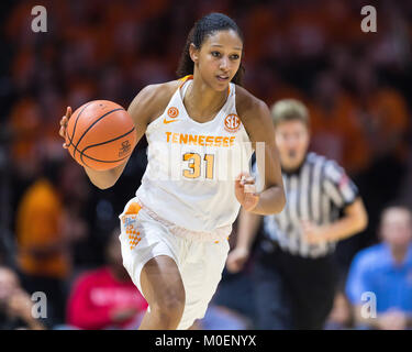 21 janvier 2018 : Jaime Nared # 31 de l'Ohio Lady bénévoles permet le ballon de basket-ball de NCAA du tribunal pendant le match entre l'Université du Tennessee Lady bénévoles et la Mississippi State Bulldogs à Thompson Boling Arena de Knoxville TN Tim Gangloff/CSM Banque D'Images