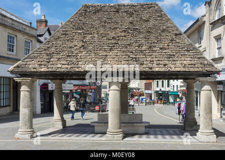 16e siècle Buttercross, Market Place, Chippenham, Wiltshire, Angleterre, Royaume-Uni Banque D'Images