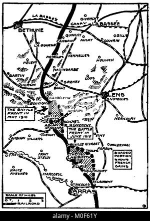 La PREMIÈRE GUERRE MONDIALE - UN 1917 Carte montrant l'activité militaire dans la Première Guerre mondiale, 1914-1918 - 1917 LA PREMIÈRE GUERRE MONDIALE carte montrant la 2e bataille d'Artois 1915 Banque D'Images