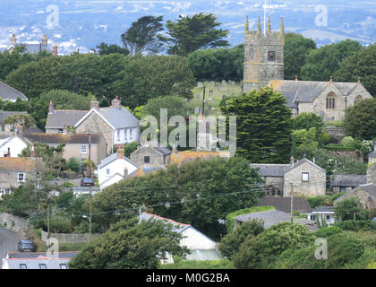 Village Perranuthnoe, Cornwall, England, UK en Juin Banque D'Images