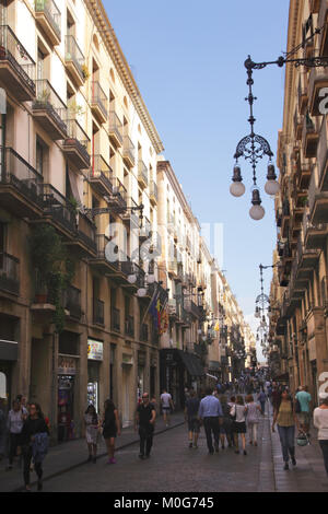 Carrer de Ferran Street dans le quartier gothique de Barcelone Espagne Banque D'Images