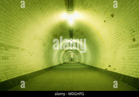 Tunnel sous la Tamise à Greenwich, Angleterre, Londres Banque D'Images