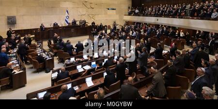 Jérusalem, Israël. 22 janvier, 2018. Le Vice-président américain Mike Pence traite de la Knesset israélienne, 22 janvier 2018 à Jérusalem, Israël. Credit : Planetpix/Alamy Live News Banque D'Images