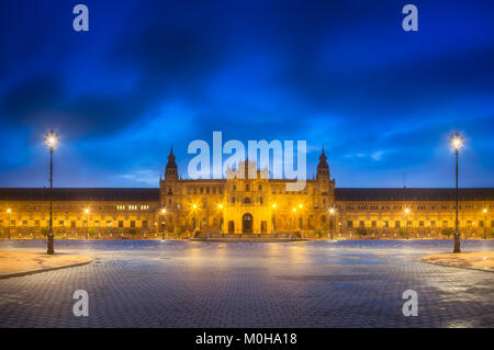 Vue de la place d'Espagne sur le coucher du soleil, Séville Banque D'Images