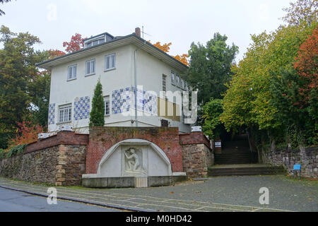 Brunnenanlage Trinkender Jüngling (Jüngling an der Quelle) par Joseph Maria Olbrich et Ludwig Habich - Mathildenhöhe - Darmstadt, Allemagne - DSC01342 Banque D'Images