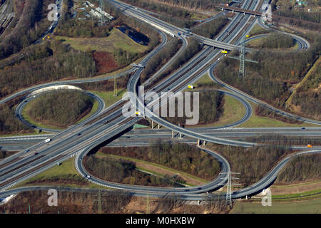 Vue aérienne, jonction d'autoroute Springorum, Spaghetti noeud B236 Brackeler road, Dortmund, Ruhr, Rhénanie du Nord-Westphalie, Allemagne, Europe, Dor Banque D'Images