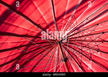 Production de papier / parapluies parapluie bambou de châssis Banque D'Images