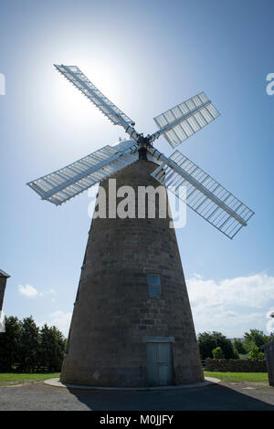 Callington Mill est un tour de Lincolnshire moulin construit en 1837 à Oatlands, Tasmanie par Jean Vincent. Il a récemment été rénové. Banque D'Images