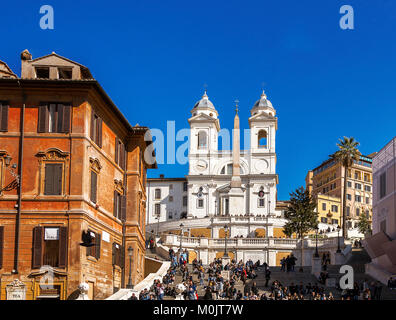 Rome, Italie, 18 février 2017 : La célèbre Place d'Espagne à Rome Banque D'Images