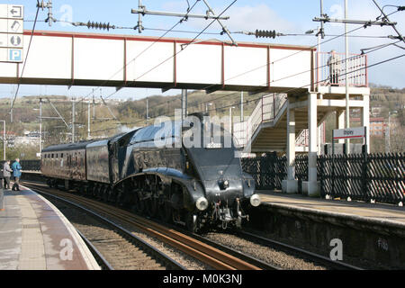 Une locomotive à vapeur4 Sir Nigel Gresley sur la route de Grosmont à Erquy - Shipley, Yorkshire, UK - 15 Avril 2008 Banque D'Images