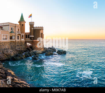 Un château historique donnant sur la mer de Viña del Mar, Chili Banque D'Images