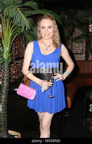 Hayley Gia Hughes participe au salon Flamingo lancement officielle de ses membres au 33 Bayswater Road, Potts Point, Sydney. Banque D'Images