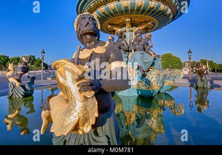 France,Paris,domaine protégé par l'UNESCO, place de la Concorde,la fontaine des mers par Jacques Hittorf Banque D'Images