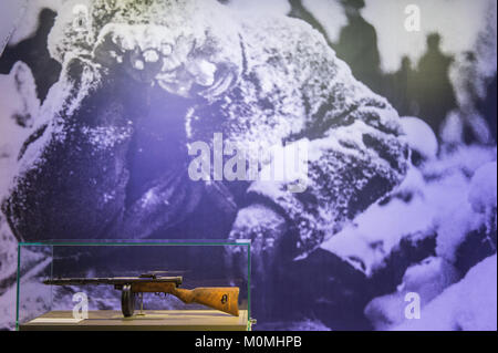 Gdansk, Pologne. 23 Jan, 2018. Une mitrailleuse est vu dans une des salles d'exposition au Musée de la Seconde Guerre mondiale 2.La guerre mondiale 2 musée dans la ville polonaise de Gdansk a été ouverte le 27 mars 2017. Credit : Omar Marques/SOPA/ZUMA/Alamy Fil Live News Banque D'Images