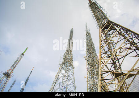 G-smart mobile téléphone, radio, réseau, station de base de l'antenne sur le mât de télécommunication Banque D'Images