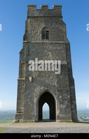 St Michael's Tower sur Tor de Glastonbury, Somerset, England, UK Banque D'Images