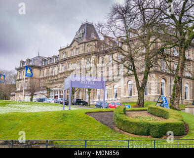 Le victorien construit Palace Hotel à la ville thermale de Buxton (la plus haute ville du marché en Angleterre, à 1 000 pieds) dans le Peak District de Derbyshire. Banque D'Images