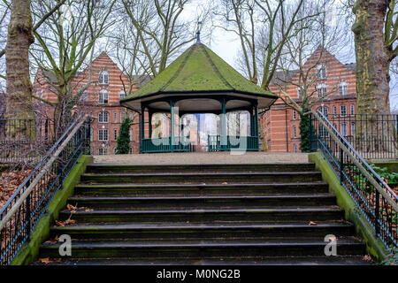 Kiosque à Arnold Circus, Boundary Estate, Bethnal Green, Tower Hamlets. Banque D'Images