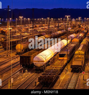 La formation de la plante dans la banlieue de Vorhalle,de gare de triage, les trains de marchandises,Hagen,Ruhr,Rhénanie du Nord-Westphalie Banque D'Images