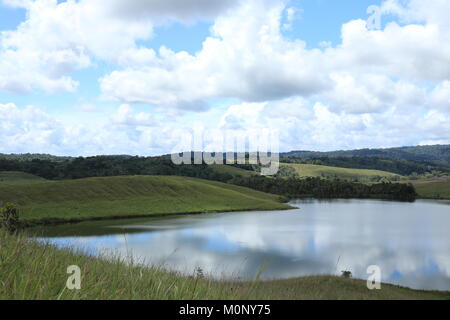Danau Love (amour) Lac en Papouasie Banque D'Images