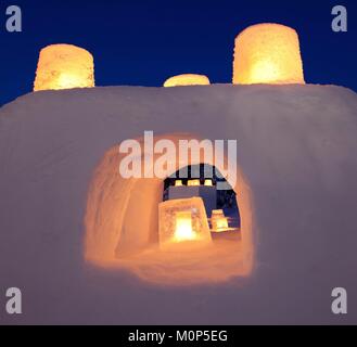 La Suède, la Laponie, région classée au Patrimoine Mondial de l'UNESCO,glace,Comté de Norrbotten Festival à la petite communauté ville de Vuollerim Banque D'Images