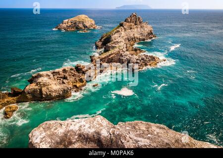 France,Caraïbes Petites Antilles, la Guadeloupe, Grande-Terre,,Saint-François,vue sur l'île de La Désirade depuis les falaises de la Pointe des Châteaux Banque D'Images