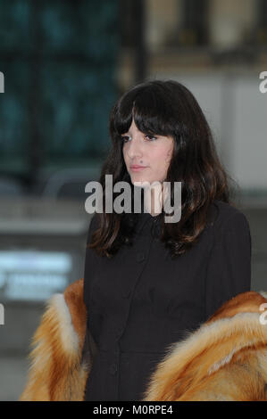 23 janvier 2018 - Paris Eleonora Carisi posant pour les photographes pendant la Fashion Week de Paris 2018. Banque D'Images