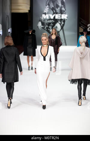 Jennifer Hawkins à un aperçu de la mode Myer, 2012. Banque D'Images