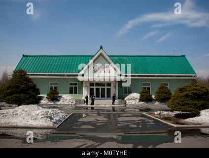 L'aéroport de Samjiyon dans la neige, la Province de Ryanggang, Samjiyon, la Corée du Nord Banque D'Images