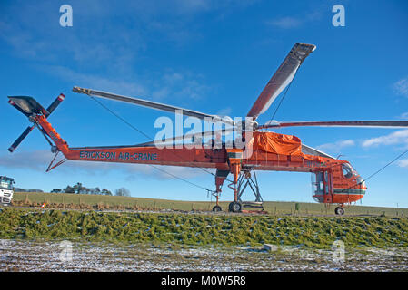 Erickson Air Crane à Drumuir site ferme éolienne près de Keith dans Moray. Banque D'Images