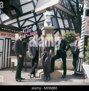 Le groupe pop britannique MOJOS vers 1964. Banque D'Images
