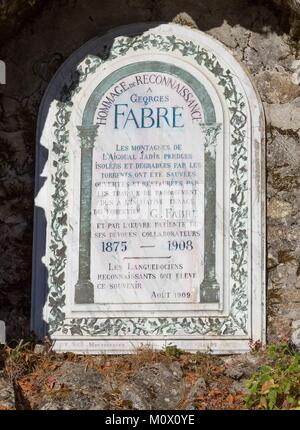 France,Gard,Les Causses et les Cévennes, paysage culturel de l'agro pastoralisme méditerranéen,inscrite au patrimoine mondial de l'UNESCO, Parc National des Cévennes,répertorié comme se réserve Biosphère par l'UNESCO, l'Espérou, Valleraugue,massif de l'Aigoual, Cévennes,Georges Fabre stele Banque D'Images