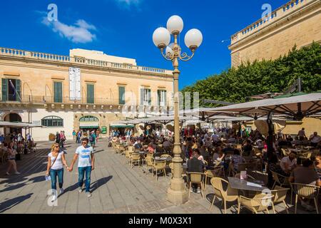 Malte, La Valette, ville inscrite au Patrimoine Mondial de l'UNESCO,Codina, place de la République,Cafe Banque D'Images