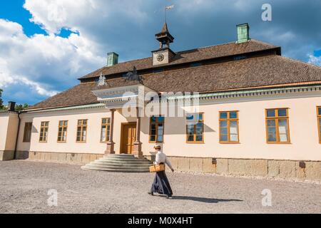 La Suède, Stockholm, l'île de Djurgarden,la piscine en plein air de Skansen musée folklorique,retrace la vie en Suède dans le passé Banque D'Images