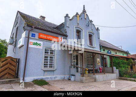 Épicerie dans Jeleniowo dans village, comté de Szczytno Warmian-Masurian Voïvodie de Pologne Banque D'Images