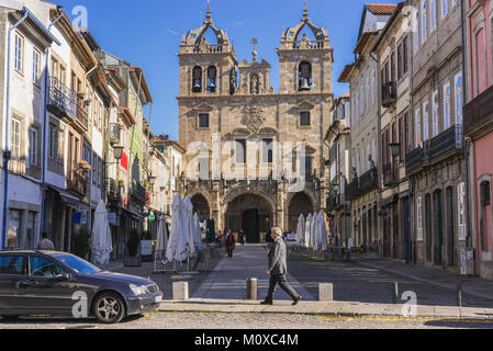 Cathédrale de Braga, l'une des plus anciennes villes du Portugal, situé dans la province du Minho historique Banque D'Images