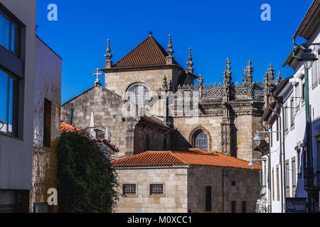 Vue de côté dans la cathédrale de Braga, l'une des plus anciennes villes du Portugal, situé dans la ville historique de la province du Minho, Portugal Banque D'Images