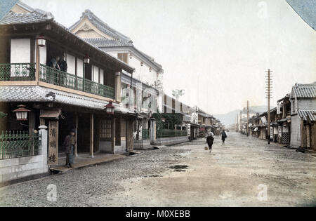 Street à Shizuoka, Japon, c.1880 . Banque D'Images