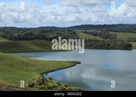 Danau Love (amour) Lac en Papouasie Banque D'Images