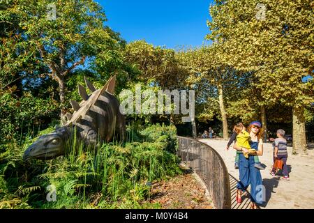 France, Paris, Jardin des Plantes, parc et jardin botanique Jardin public et le siège du Musée National d'Histoire Naturelle, Galerie de Paléontologie et d'Anatomie comparée Banque D'Images