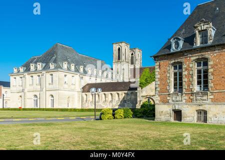 La France, Aisne, Laon, la ville haute, Saint-Martin de Laon abbaye fondée au xiie siècle Banque D'Images