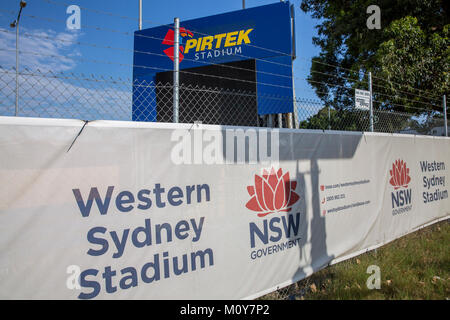 Le Gouvernement de la Nouvelle-Galles du Sud est la construction de nouveaux siège 30000 Western Sydney stadium sur le site de l'ancienne piscine de Parramatta, Sydney, Australie Banque D'Images