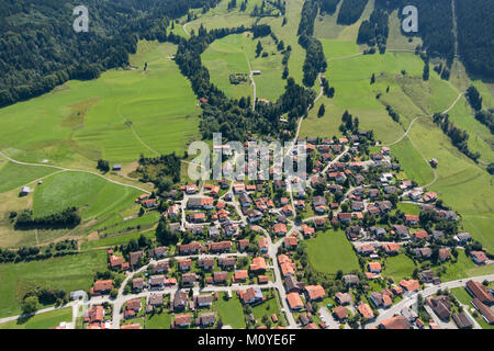 Vue aérienne de Buching, 87642 Halblech, Bavière, Allemagne Banque D'Images