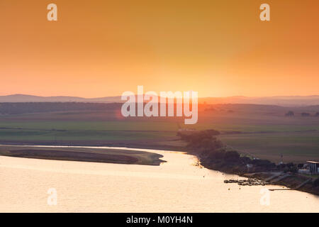 Odiana Guadiana ou rivière qui forme la frontière avec l'Espagne et du Portugal dans l'Alentejo et de l'Estrémadure régions Banque D'Images