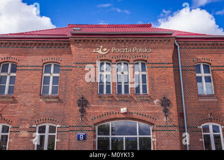 Poczta Polska (polonaise Post - état de l'administration de la Pologne) en bâtiment ville Wegorzewo Warmian-Masurian, Voïvodie de Pologne Banque D'Images