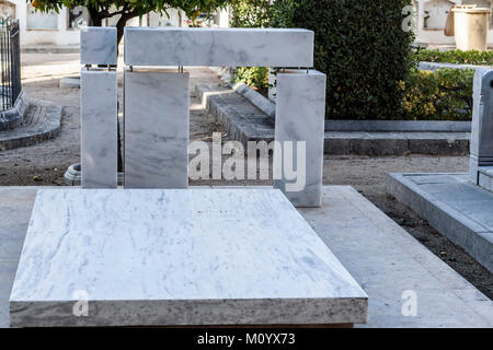 Tombe d'Eugene Istomin au cimetière de El Vendrell,Catalogne,Espagne. Banque D'Images
