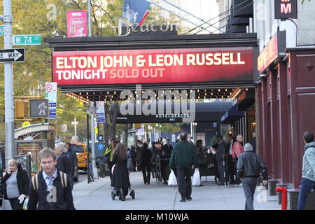 Elton John et Leon Russell e Balise dans NY panneau 10/19/2010 photo Michael Brito Banque D'Images