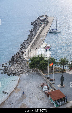 Zalo beach à Herceg Novi ville sur la côte de la mer adriatique au Monténégro Banque D'Images